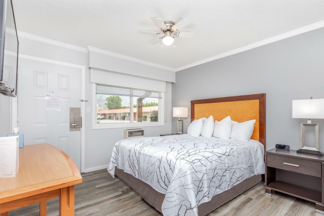 Westridge Motor Inn Osoyoos Εξωτερικό φωτογραφία